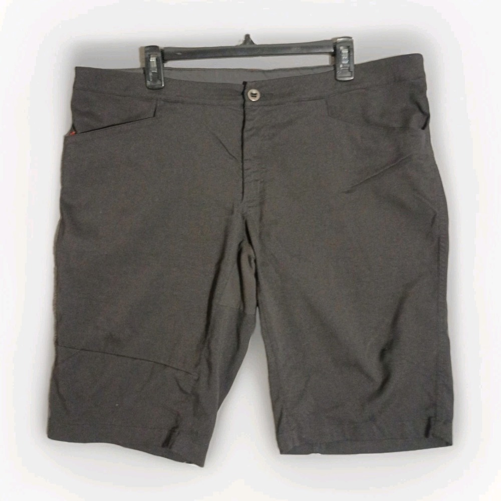 The North Face Rock Climbing Shorts Mens Sz 38 Gray "Beyond The Wall" Flash Dry‎